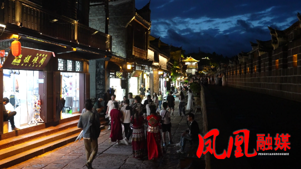 古城夜游[00_01_00][20250602-111741].png