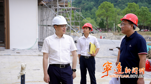 【九嶷山景区奋力冲刺AAAAA】胡勇刚深入九嶷山景区现场调研5A级旅游景区创建工作_副本500.png