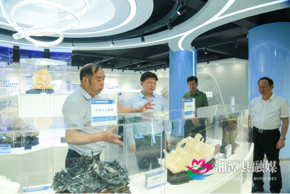 0宋任飞赴企业开展走找想促“三听三问”走访调研321.png