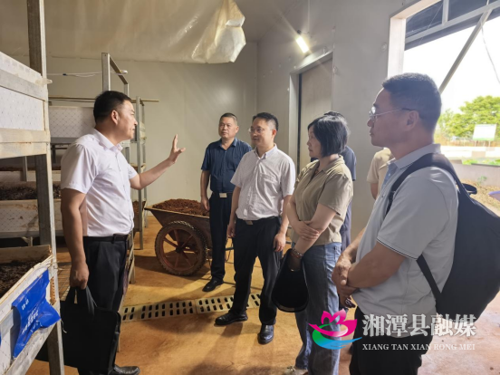 省级专家服务团助力湘潭县特色农业发展1121.png