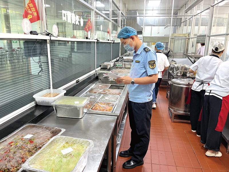 市场监督管理局严把高考考点食品安全关