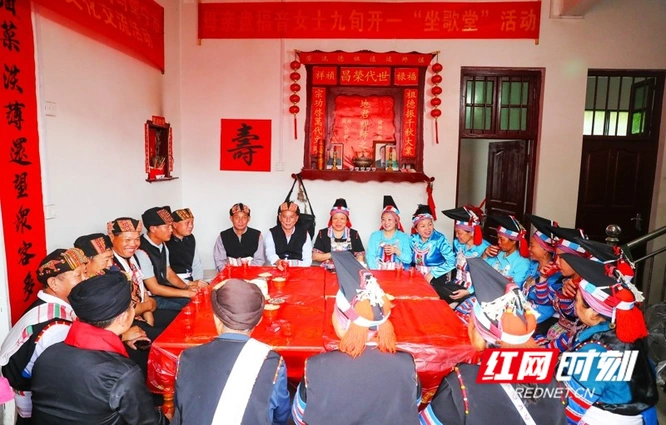湖南新田：坐歌堂 传非遗（组图）
