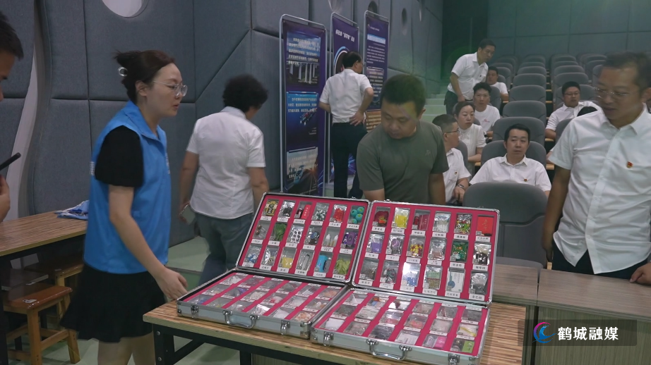毛克文  公职人员禁毒宣传.mp4_20250618_160032.034.jpg