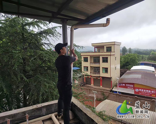 正市学校开展安全生产月隐患排查与宣传动员活动.jpg