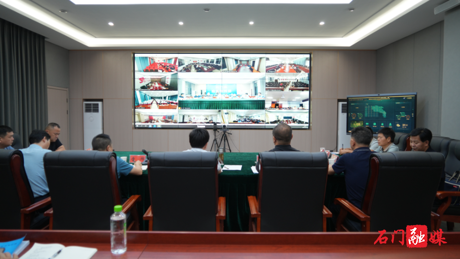 吴兴国主持召开全县防汛抗灾视频调度会2.jpg
