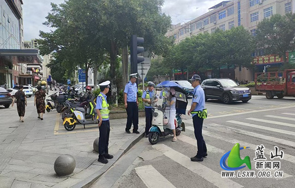 蓝山：掀起摩电整治高潮，守护道路交通安全_1.jpg