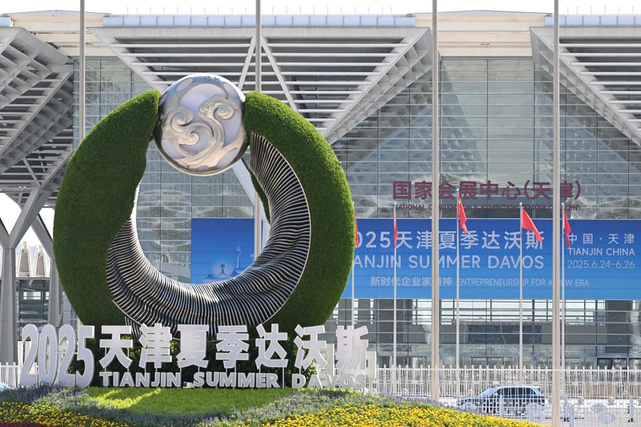 （夏季达沃斯）经济全景：2025 TAG -INIT DAVOS SPOC