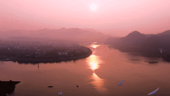 6月24日-黔阳古城日出生态美.gif