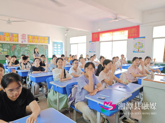 青春对话乡土：“湘”村微党课点燃学子振兴梦451.png