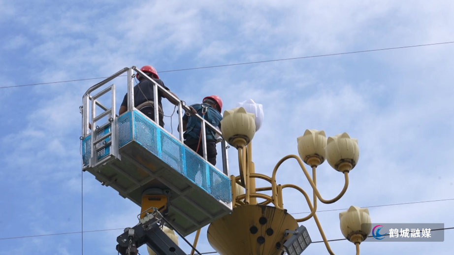 毛克文 路灯.mp4_20250630_161657.446.jpg
