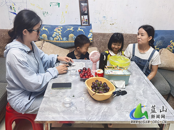 湘源学校：暑期家访送安全，家校同心护成长.jpg