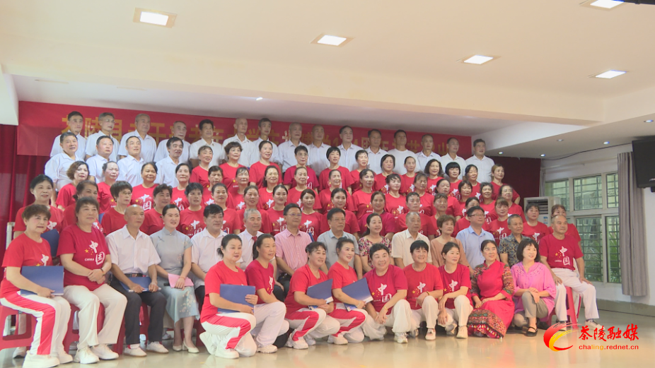 5XeM6K9fR58A.bmp