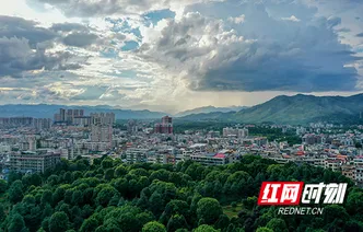 湖南新田：生态县城景美如画（组图）