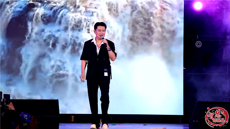 音浪狂欢！邵阳县弄子景区音乐节圆满落幕，点燃夏日激情(图2)