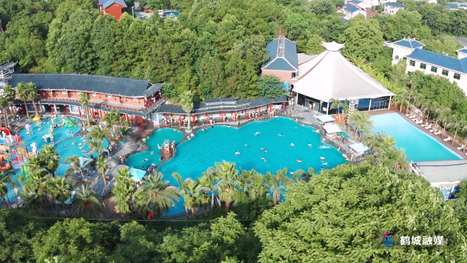 怀化市鹤城区：夏日“凉”资源变“热”经济 乡村旅游持续升温（半成品）.mp4_20250714_162715.158.jpg