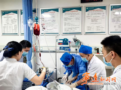 宁远县人民医院成功抢救髂内动脉破裂休克患者_副本500.png