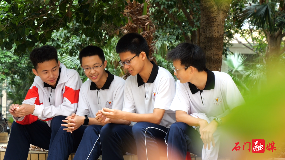 熊映臣：用奋斗书写青春答卷3.png