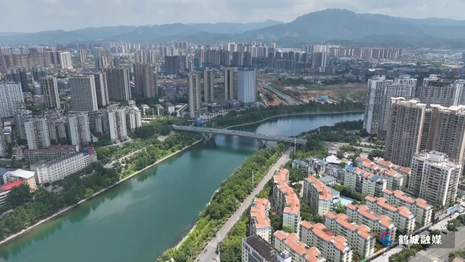注意防暑 高温天气.mp4_20250716_163438.717.jpg
