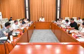 许忠建专题听取榆树湾特色文化旅游产品设计情况汇报
