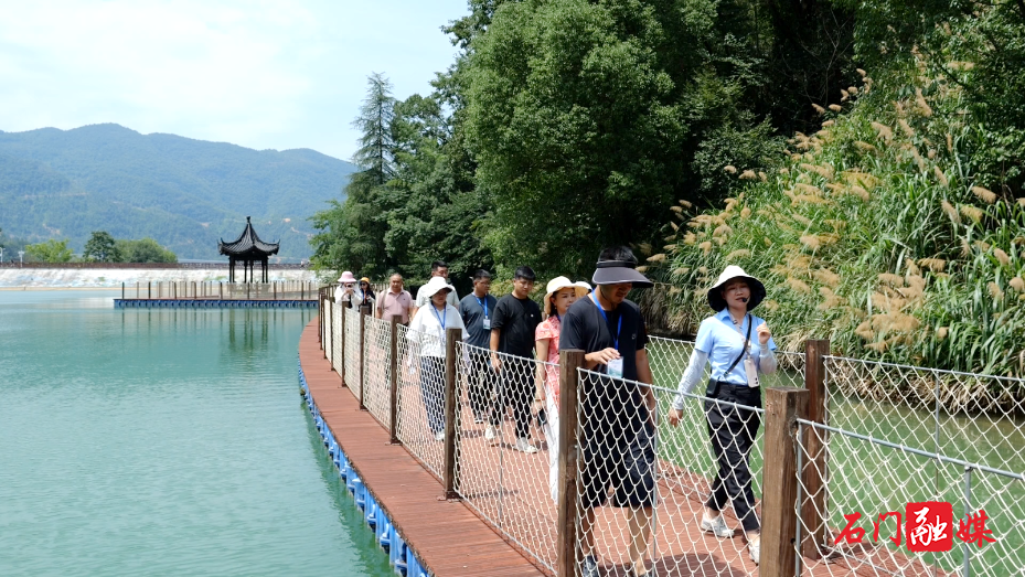 媒体采访团聚焦我县旅游避暑资源 助推“清凉经济”发展1.png