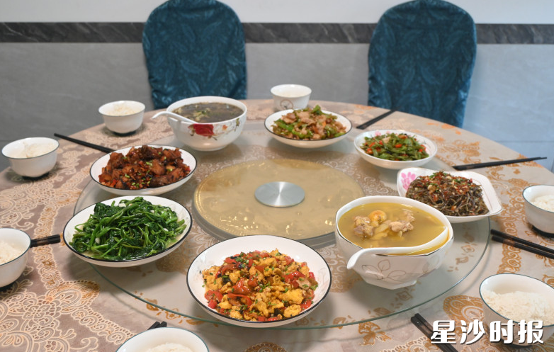 容姨家的饭菜。