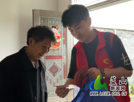 蓝山县司法局开展大学生志愿者“送法下乡”暨“利剑护蕾”法治宣传活动3.png