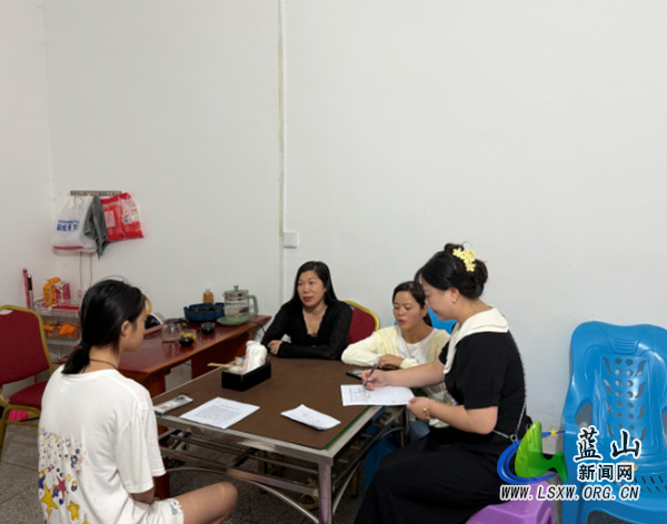塔峰中学开展2025年暑期“千师访万家”活动.jpg