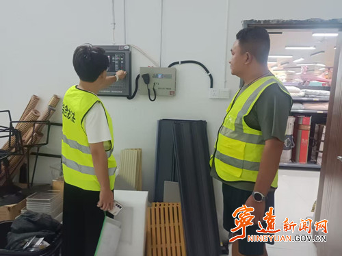 宁远保安镇：筑牢消防安全“防火墙”_副本500.jpg