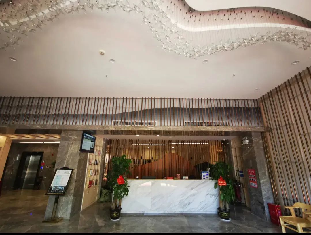 龙女温泉酒店1.jpg