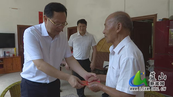2025.7.29龙向洋前往荆竹瑶族乡开展走访慰问活动图片321.jpg