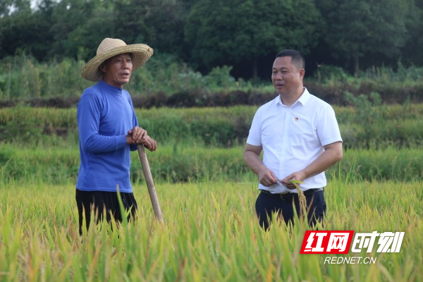 谢时文照片1.jpg