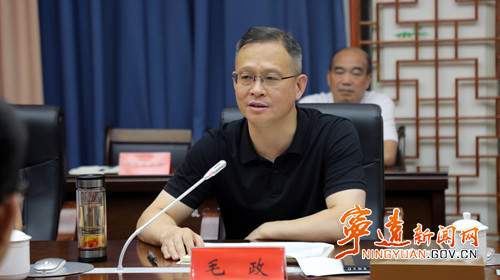 寧遠召開高考學子座談會2_副本500.jpg