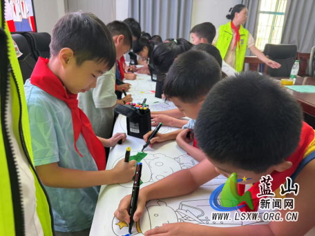 蓝山：“童心向军 致敬八一”红色教育6.png