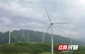 江永：高峰风电场复绿添新景
