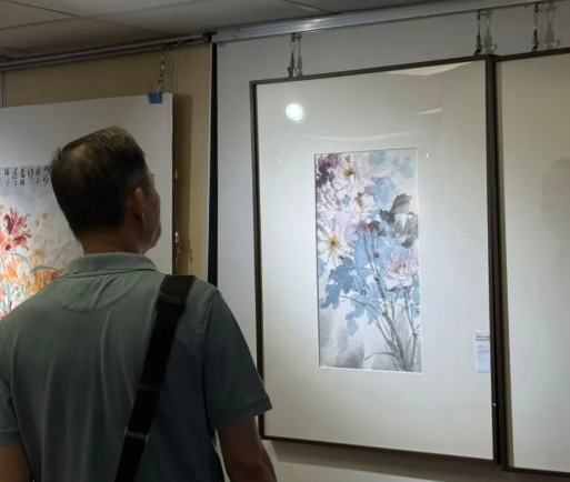 “鸟语花香——蒋艳篱中国花鸟画作品香港展”在港举办