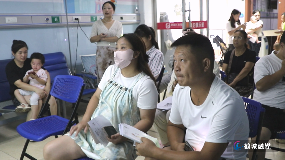 鹤城区妇幼开展高危妊娠公益课 守护母婴健康.mp4_20250811_163557.604.jpg