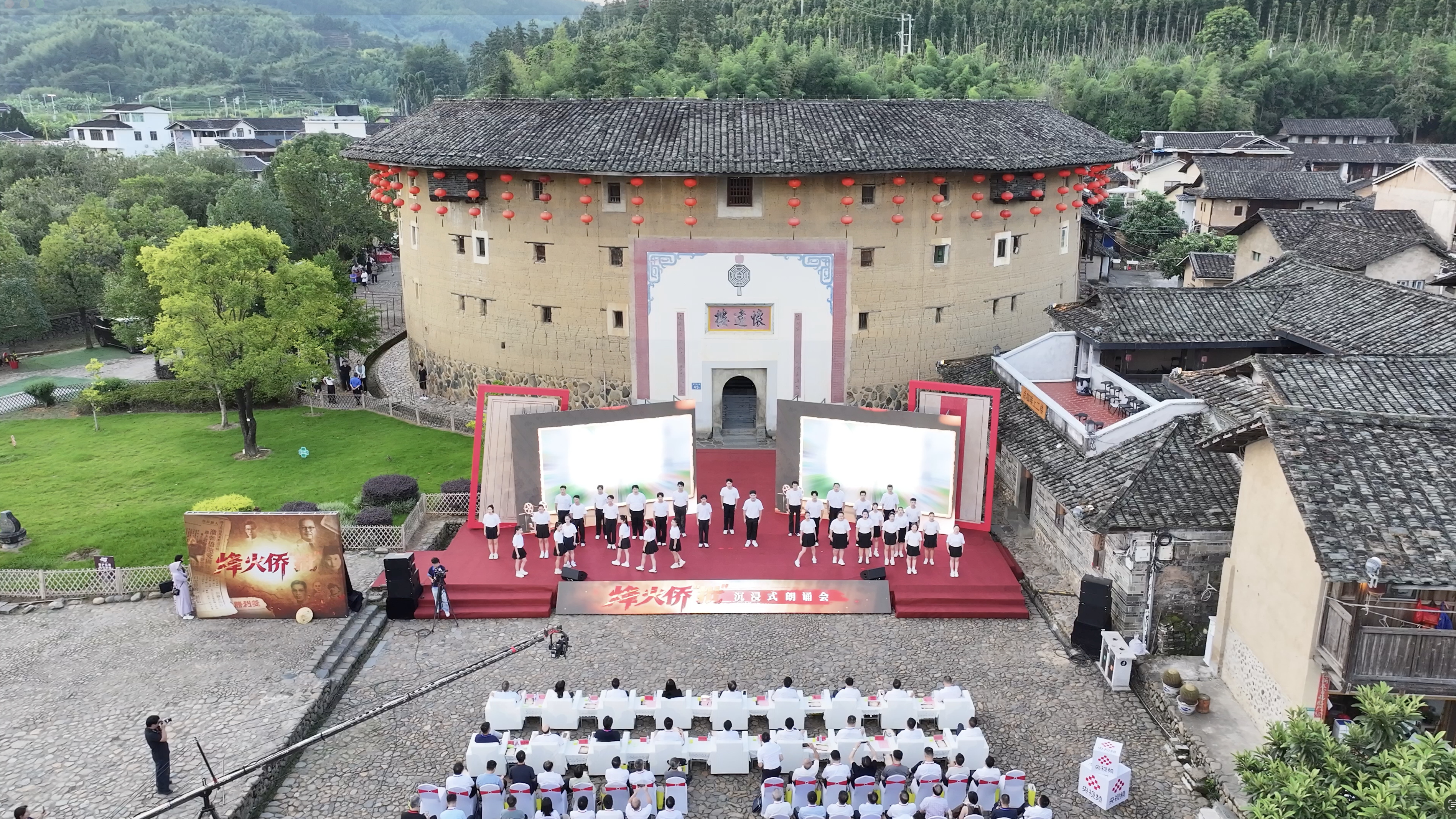 法律的法律到达海洋，诚实在历史上闪耀！纪录