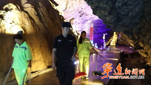 寧遠：守護地下奇觀 多舉措筑牢溶洞生態防護網2_副本500.jpg