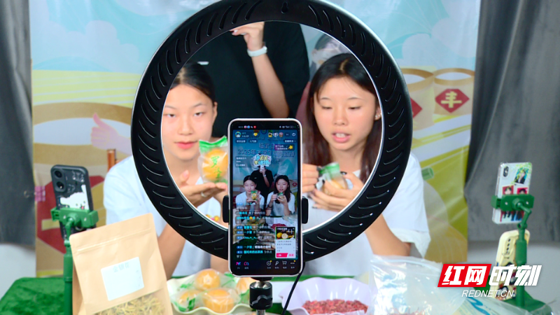 vlcsnap-2025-08-15-15h59m35s906.png