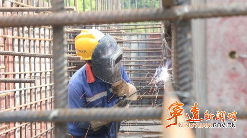 宁远：战高温 加快推进九嶷水库项目建设2_副本500.jpg