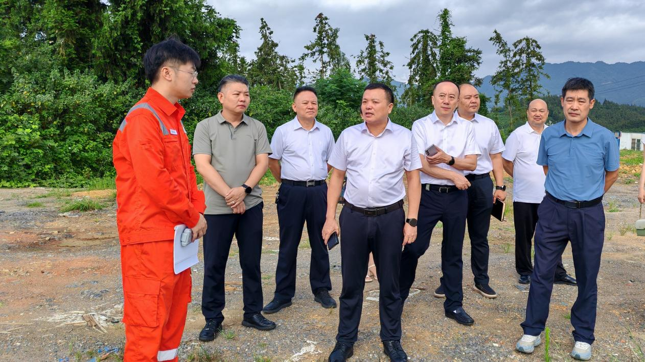 欧阳佑春督办人大代表建议办理工作暨调研洞口县管道燃气建设运营工作2.png