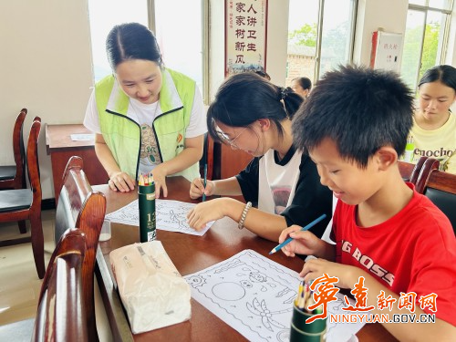 宁远鲤溪镇：防溺宣讲浸润童心_副本500.jpg