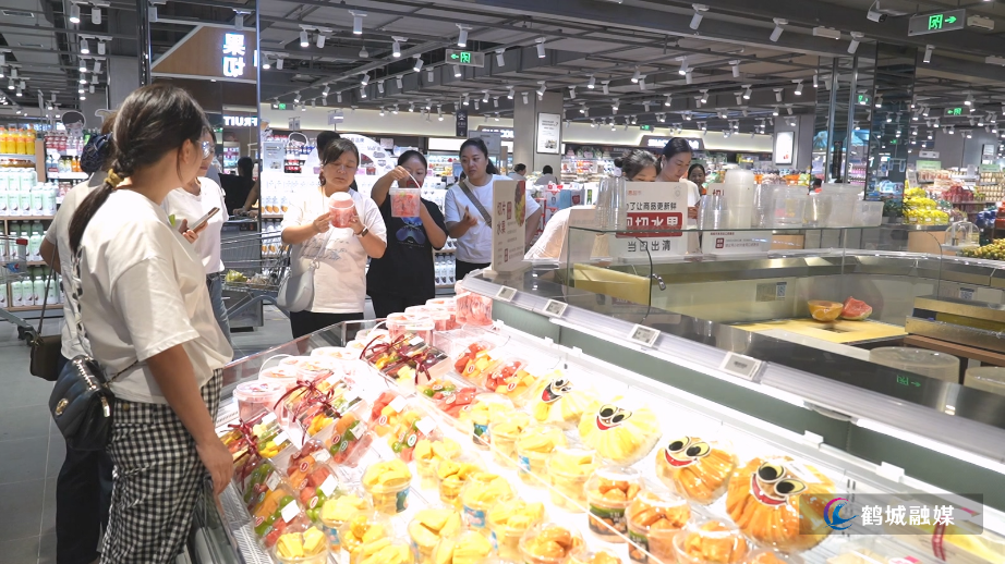 焕新升级迎旅发！佳惠城市中央店新装开业引客潮.mp4_20250827_165008.247.jpg