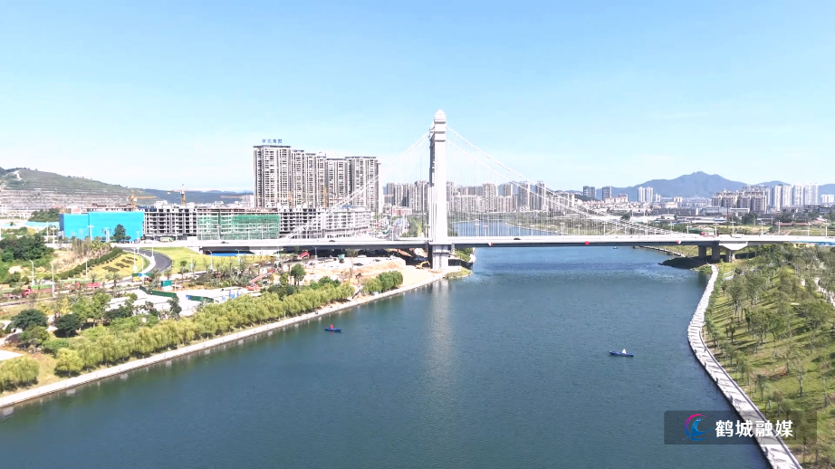 陆港新章：怀化迎旅发的三色风景-1.mp4_20250827_161332.215.jpg