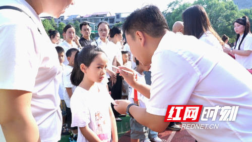a09a503a4bbf49f1ad67034bdbe15843.jpg