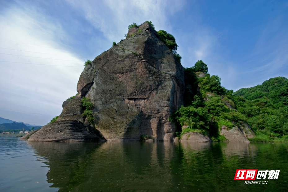 8、秤砣山.jpg