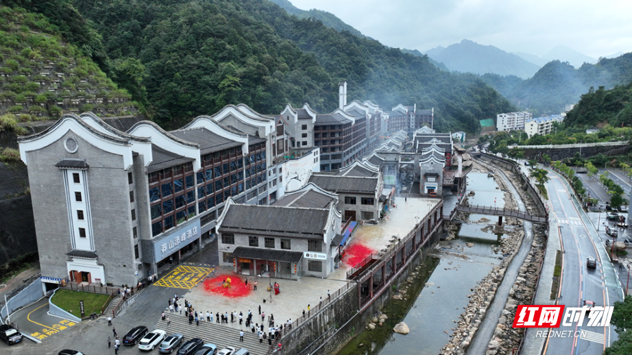 微信图片_20250909175114_副本.jpg