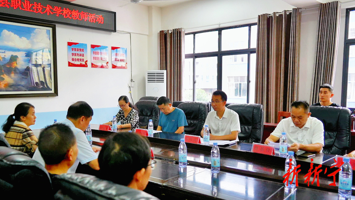 彭洪兵开展教师节慰问活动暨校园食品安全包保督导检查(图1)
