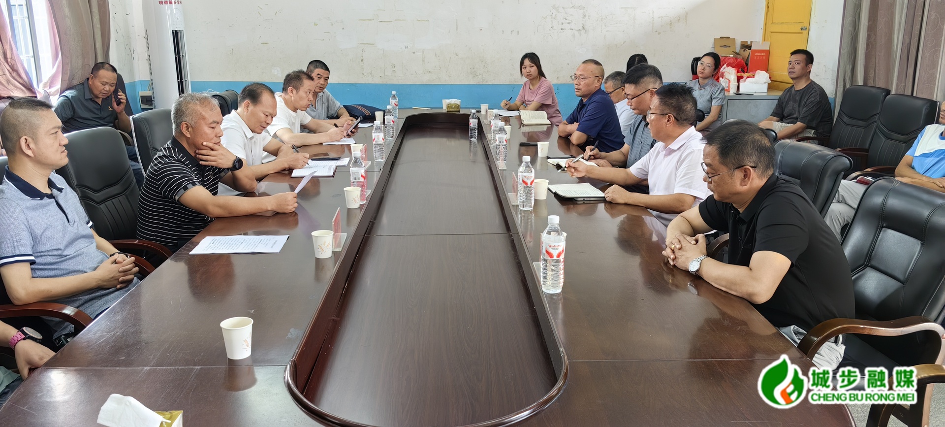唐承威到城步二中开展教师节慰问并调研学校食品安全工作(图1)