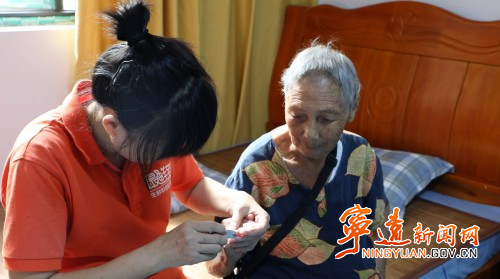 宁远嘉购厨嫂养老服务中心：老年人的幸福之“家”3_副本500.jpg